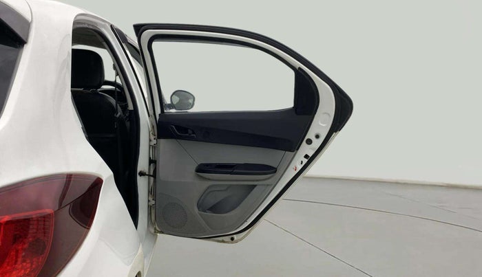 2022 Tata Tiago XT CNG, CNG, Manual, 25,690 km, RHS Rear Door