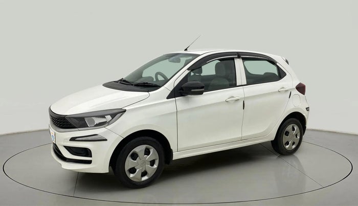 2022 Tata Tiago XT CNG, CNG, Manual, 25,690 km, Left Front Diagonal
