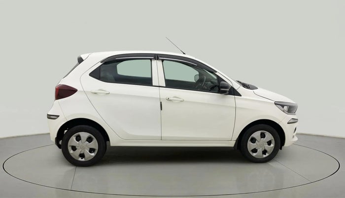 2022 Tata Tiago XT CNG, CNG, Manual, 25,690 km, Right Side View