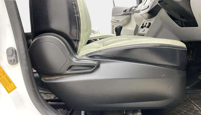 2022 Tata Tiago XT CNG, CNG, Manual, 25,690 km, Driver Side Adjustment Panel