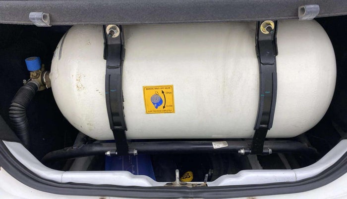 2022 Tata Tiago XT CNG, CNG, Manual, 25,690 km, Boot Inside