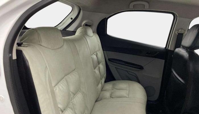 2022 Tata Tiago XT CNG, CNG, Manual, 25,690 km, Right Side Rear Door Cabin