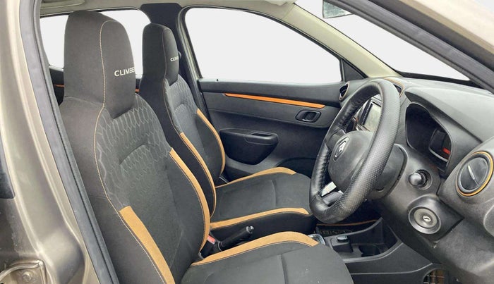 2017 Renault Kwid CLIMBER 1.0 AMT, Petrol, Automatic, 53,682 km, Right Side Front Door Cabin
