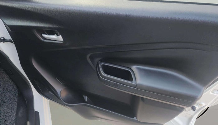 2022 Maruti Celerio VXI, Petrol, Manual, 73,413 km, Driver Side Door Panels Control