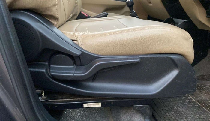 2021 Honda Amaze 1.2L I-VTEC S, Petrol, Manual, 22,817 km, Driver Side Adjustment Panel