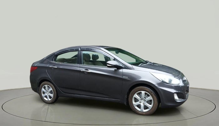 2013 Hyundai Verna FLUIDIC 1.6 VTVT EX, Petrol, Manual, 64,114 km, Right Front Diagonal
