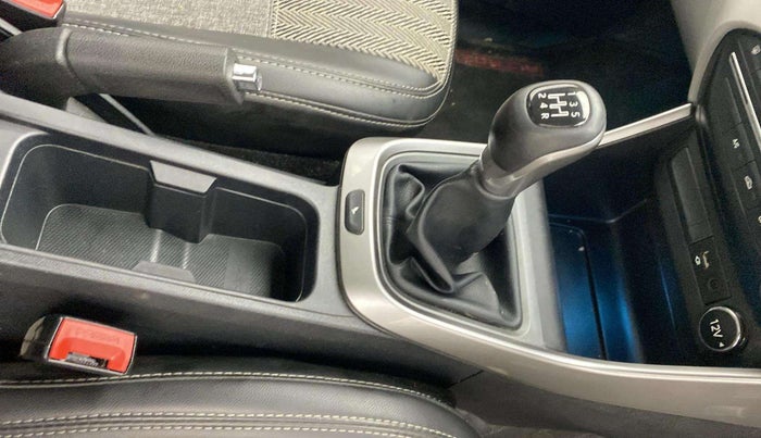 2021 Tata ALTROZ XZ PETROL, Petrol, Manual, 30,582 km, Gear Lever