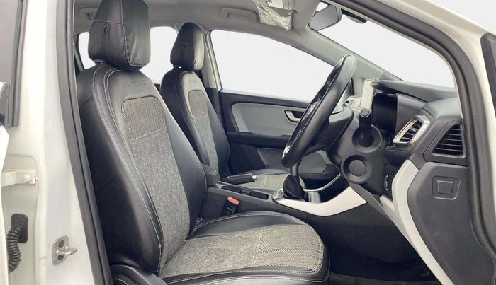 2021 Tata ALTROZ XZ PETROL, Petrol, Manual, 30,582 km, Right Side Front Door Cabin