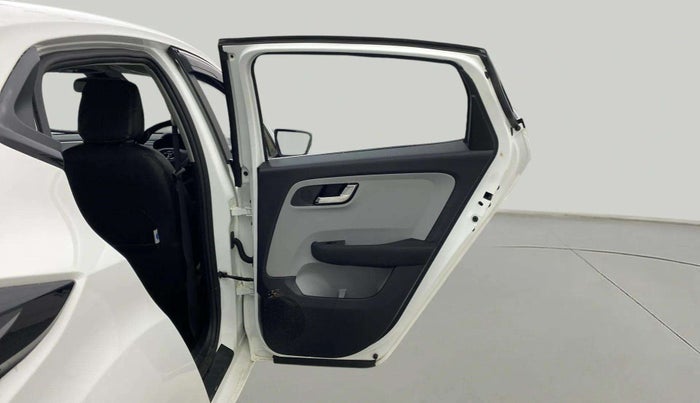 2021 Tata ALTROZ XZ PETROL, Petrol, Manual, 30,582 km, RHS Rear Door