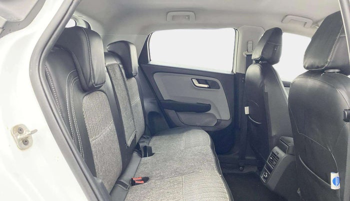 2021 Tata ALTROZ XZ PETROL, Petrol, Manual, 30,582 km, Right Side Rear Door Cabin