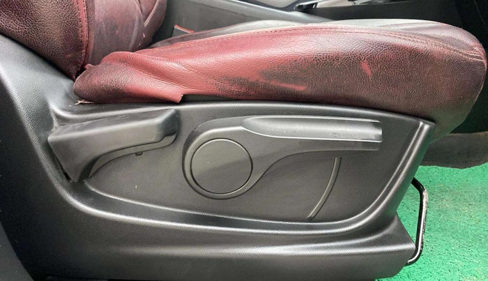 2022 MG HECTOR SHINE 1.5 PETROL TURBO CVT, Petrol, Automatic, 47,613 km, Driver Side Adjustment Panel