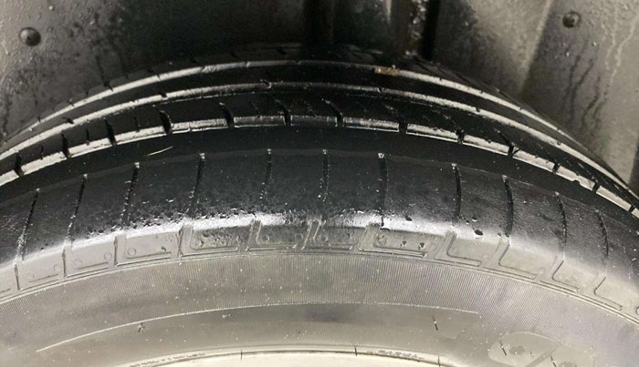 2022 MG HECTOR SHINE 1.5 PETROL TURBO CVT, Petrol, Automatic, 47,613 km, Left Rear Tyre Tread
