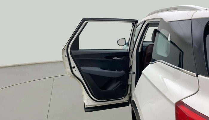 2022 MG HECTOR SHINE 1.5 PETROL TURBO CVT, Petrol, Automatic, 47,613 km, LHS Rear Door