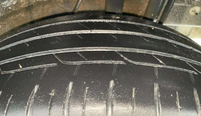 2020 Tata NEXON XM PETROL, Petrol, Manual, 62,669 km, Left Rear Tyre Tread