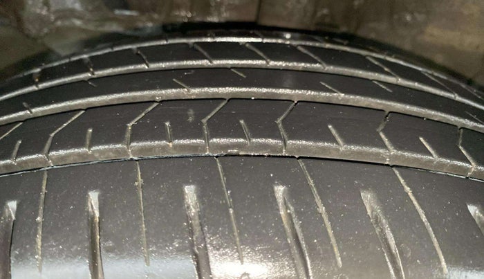 2021 KIA SELTOS HTK PLUS 1.5, Petrol, Manual, 81,266 km, Left Front Tyre Tread