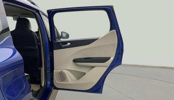 2019 Renault TRIBER RXZ, Petrol, Manual, 31,923 km, RHS Rear Door