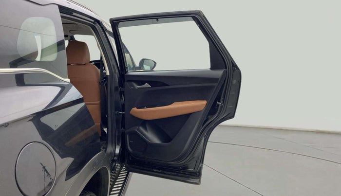 2021 MG HECTOR PLUS SMART 1.5 PETROL TURBO CVT 6-STR, Petrol, Automatic, 41,140 km, RHS Rear Door