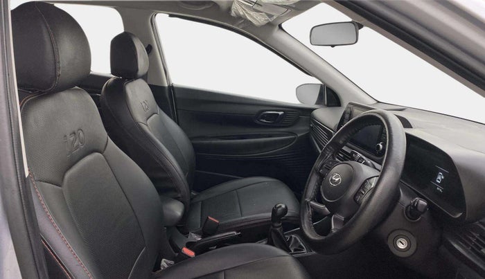 2022 Hyundai NEW I20 SPORTZ 1.2 MT, Petrol, Manual, 35,695 km, Right Side Front Door Cabin