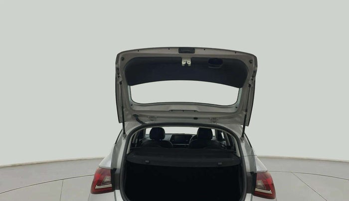 2022 Hyundai NEW I20 SPORTZ 1.2 MT, Petrol, Manual, 35,695 km, Boot Door Open