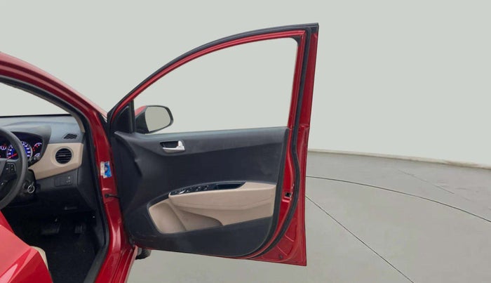 2018 Hyundai Grand i10 SPORTZ AT 1.2 KAPPA VTVT, Petrol, Automatic, 31,812 km, RHS Front Door