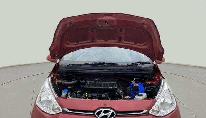 2018 Hyundai Grand i10 SPORTZ AT 1.2 KAPPA VTVT, Petrol, Automatic, 31,812 km, Open Bonet