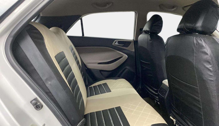 2018 Hyundai Elite i20 MAGNA EXECUTIVE 1.2, CNG, Manual, 73,701 km, Right Side Rear Door Cabin