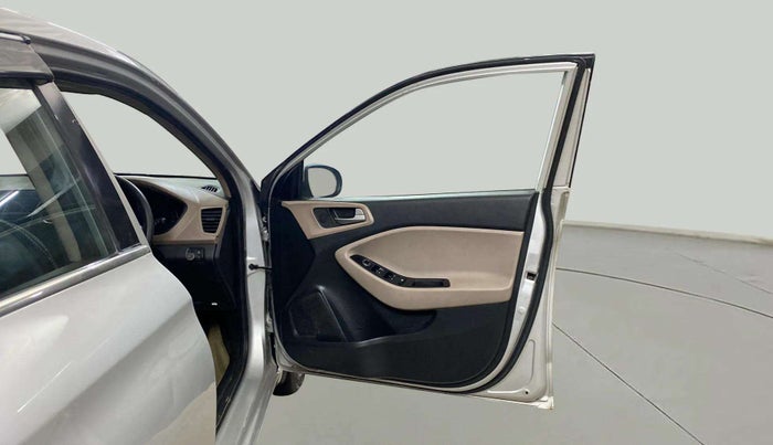 2018 Hyundai Elite i20 MAGNA EXECUTIVE 1.2, CNG, Manual, 73,701 km, RHS Front Door