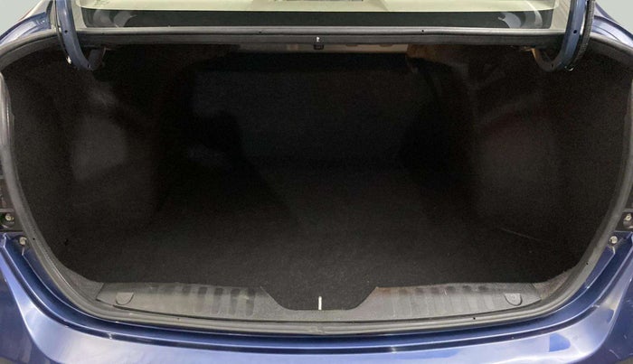 2021 Maruti Ciaz ALPHA  AT 1.5 SHVS PETROL, Petrol, Automatic, 68,181 km, Boot Inside