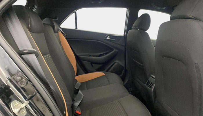 2017 Hyundai Elite i20 SPORTZ 1.2, Petrol, Manual, 93,575 km, Right Side Rear Door Cabin