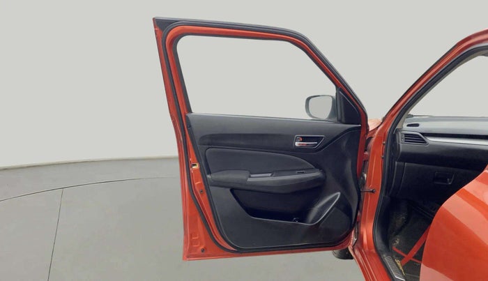 2018 Maruti Swift VXI, Petrol, Manual, 1,11,826 km, LHS Front Door