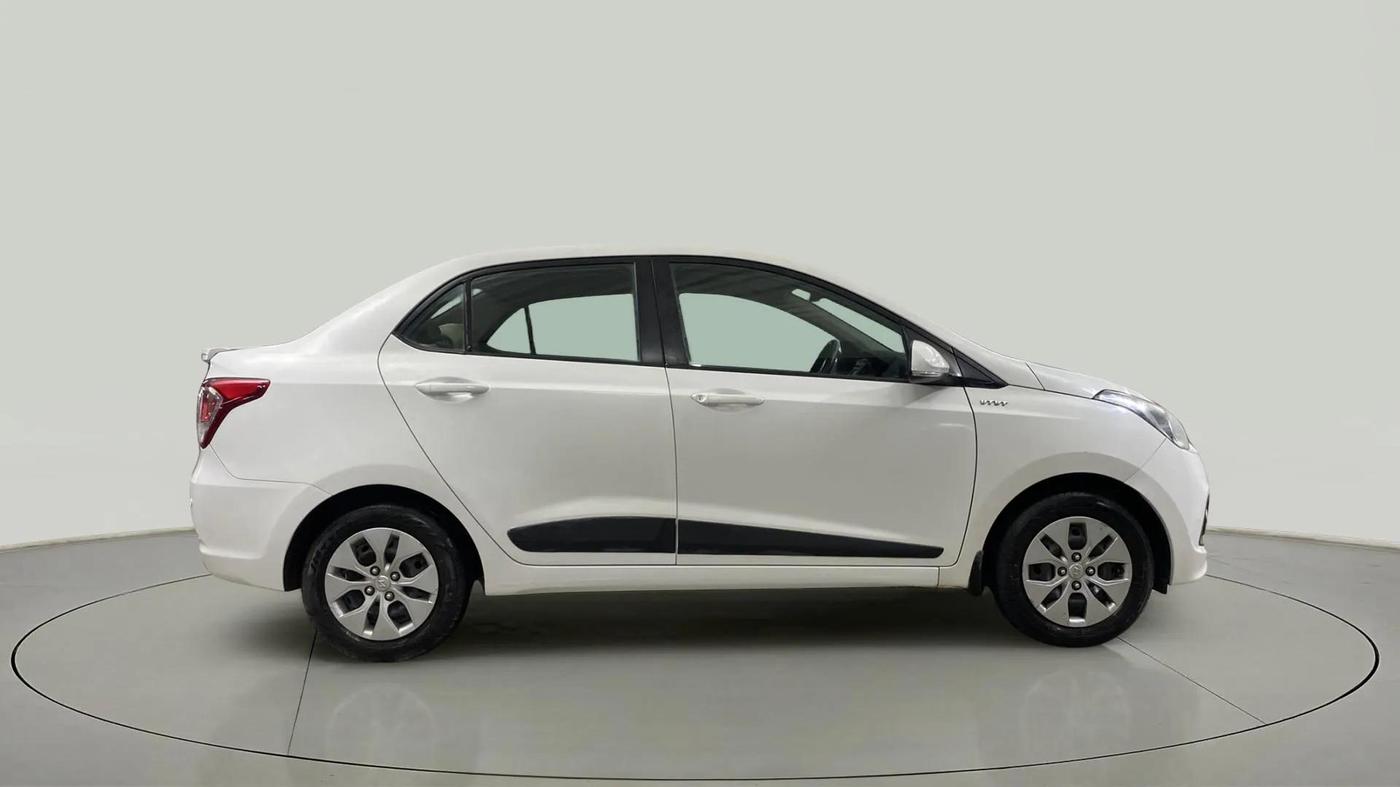 2015 Hyundai Xcent S 1.2, Petrol, Manual, 32,765 km, Right Side View
