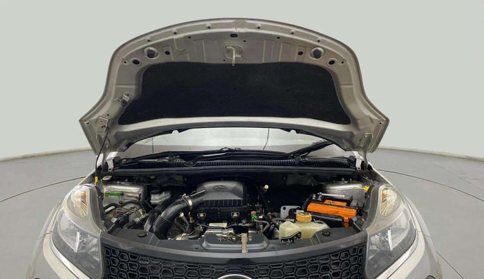 2019 Tata NEXON XM PETROL, Petrol, Manual, 17,376 km, Open Bonet