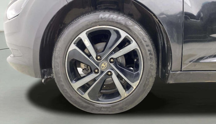 2023 Tata ALTROZ  XZA Plus Sunroof Dark Edition, Petrol, Automatic, 41,837 km, Left Front Wheel