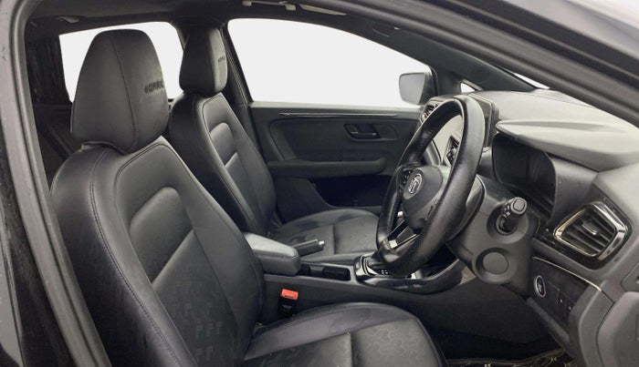 2023 Tata ALTROZ  XZA Plus Sunroof Dark Edition, Petrol, Automatic, 41,837 km, Right Side Front Door Cabin