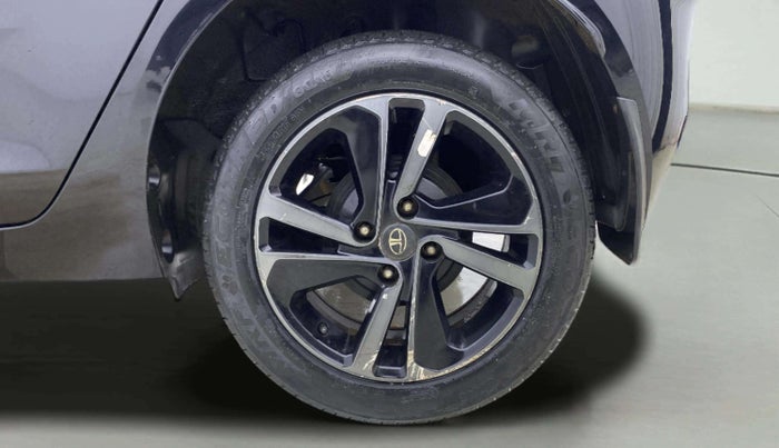 2023 Tata ALTROZ  XZA Plus Sunroof Dark Edition, Petrol, Automatic, 41,837 km, Left Rear Wheel