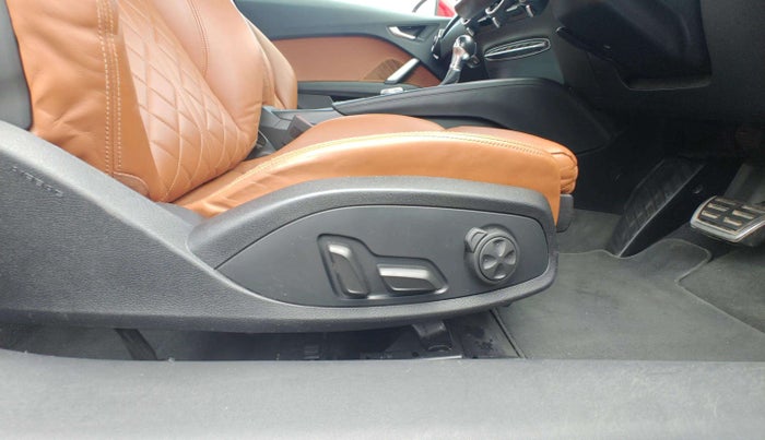 2016 Audi TT 45 TFSI, Petrol, Automatic, 34,799 km, Driver Side Adjustment Panel