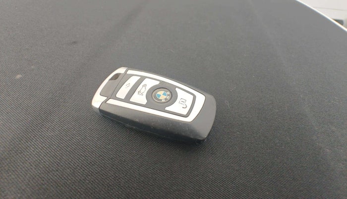2011 BMW 6 Series 650 I CONVERTIBLE, Petrol, Automatic, 25,688 km, Key Close Up
