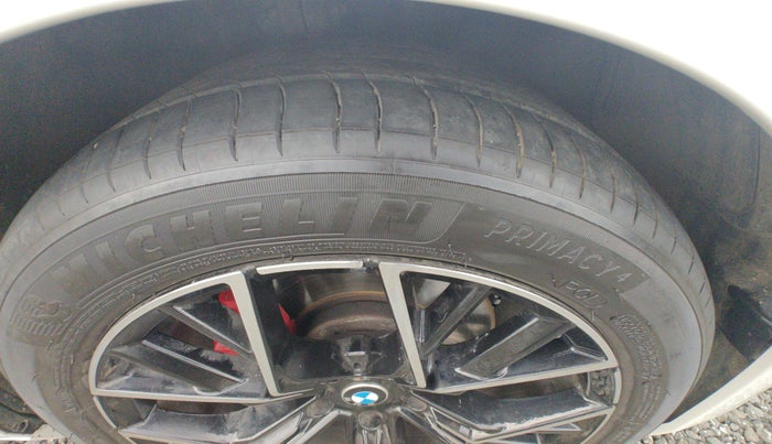 2011 BMW 6 Series 650 I CONVERTIBLE, Petrol, Automatic, 25,688 km, Right Front Tyre Tread