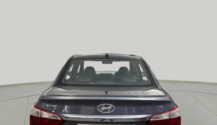 2017 Hyundai Xcent E+, Petrol, Manual, 47,493 km, Rear Windshield