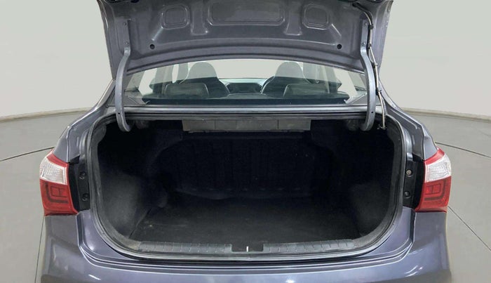 2017 Hyundai Xcent E+, Petrol, Manual, 47,493 km, Boot Inside