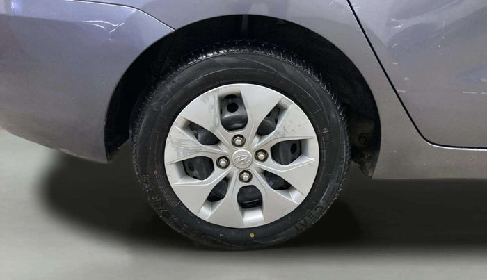 2017 Hyundai Xcent E+, Petrol, Manual, 47,493 km, Right Rear Wheel