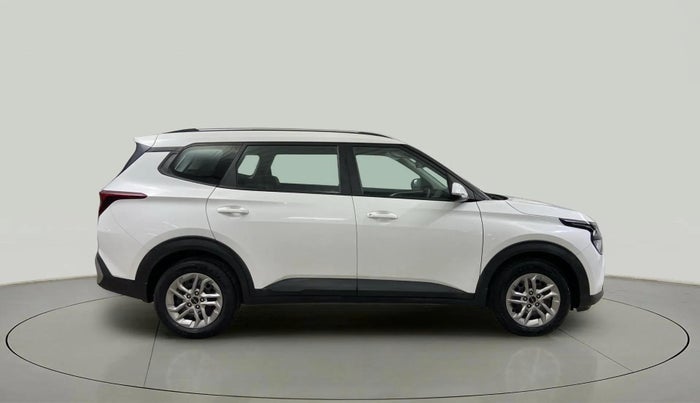 2024 KIA CARENS  PRESTIGE 1.5 TURBO PETROL IMT 7 STR , Petrol, Manual, 26,949 km, Right Side View