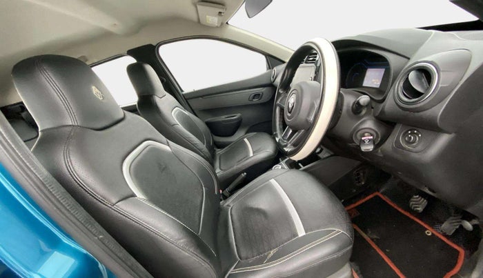 2022 Renault Kwid RXT 1.0 AMT, Petrol, Automatic, 45,414 km, Right Side Front Door Cabin