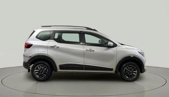 2021 Renault TRIBER RXT, Petrol, Manual, 61,626 km, Right Side View