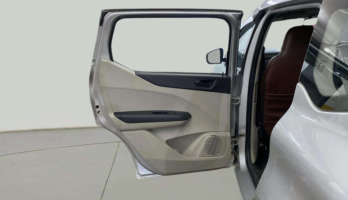 2021 Renault TRIBER RXT, Petrol, Manual, 61,626 km, LHS Rear Door