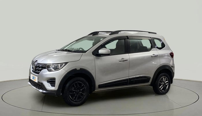 2021 Renault TRIBER RXT, Petrol, Manual, 61,626 km, Left Front Diagonal