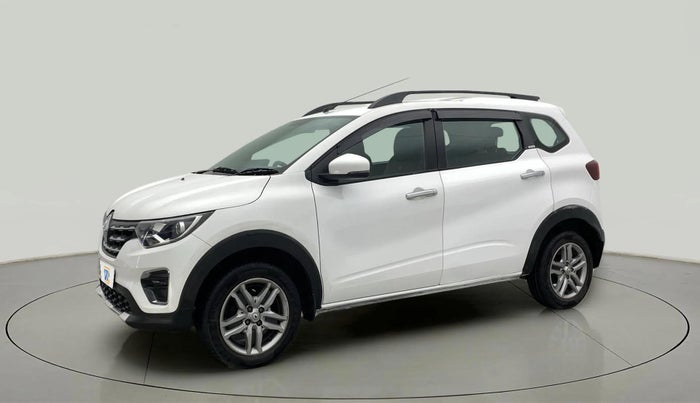 2021 Renault TRIBER RXZ, Petrol, Manual, 43,774 km, Left Front Diagonal