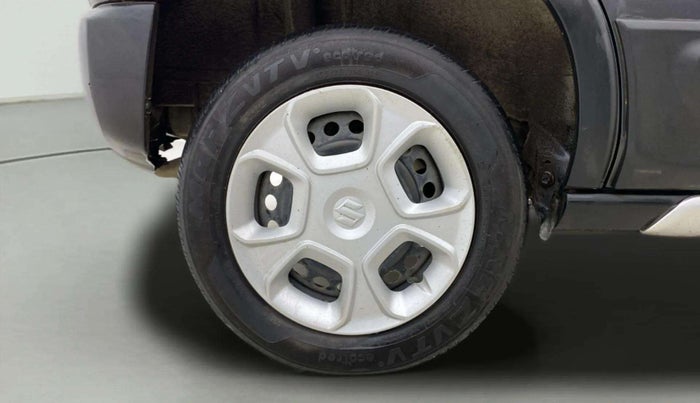 2022 Maruti S PRESSO VXI (O) CNG, CNG, Manual, 28,205 km, Right Rear Wheel