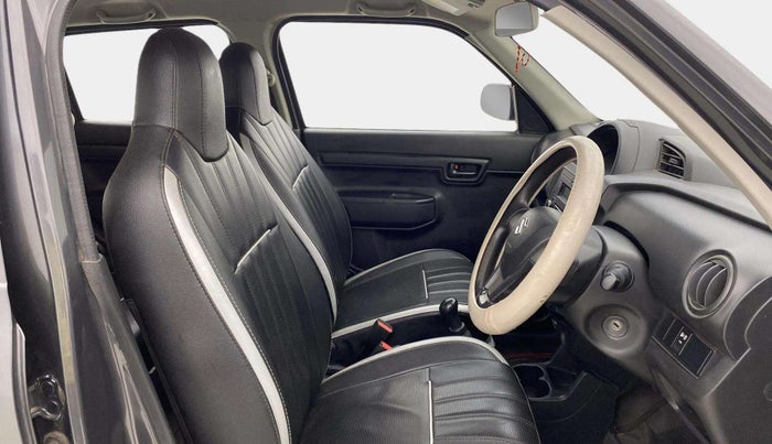 2022 Maruti S PRESSO VXI (O) CNG, CNG, Manual, 28,205 km, Right Side Front Door Cabin