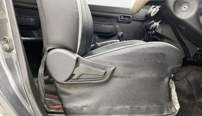 2022 Maruti S PRESSO VXI (O) CNG, CNG, Manual, 28,205 km, Driver Side Adjustment Panel